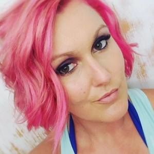 Meet your Posher, Kandi